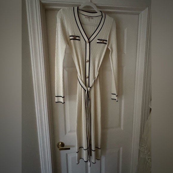 Pointelle Knit V-Neck Midi Ivory Dress - Picture 16 of 16